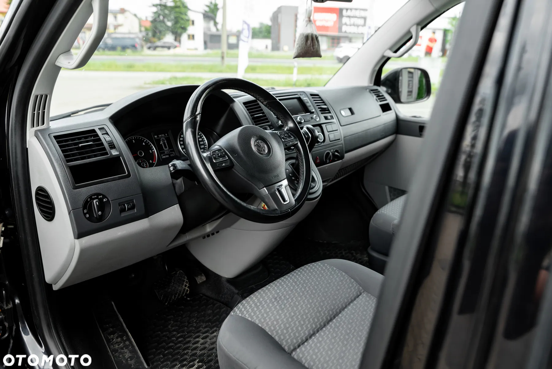 Volkswagen Transporter - 15