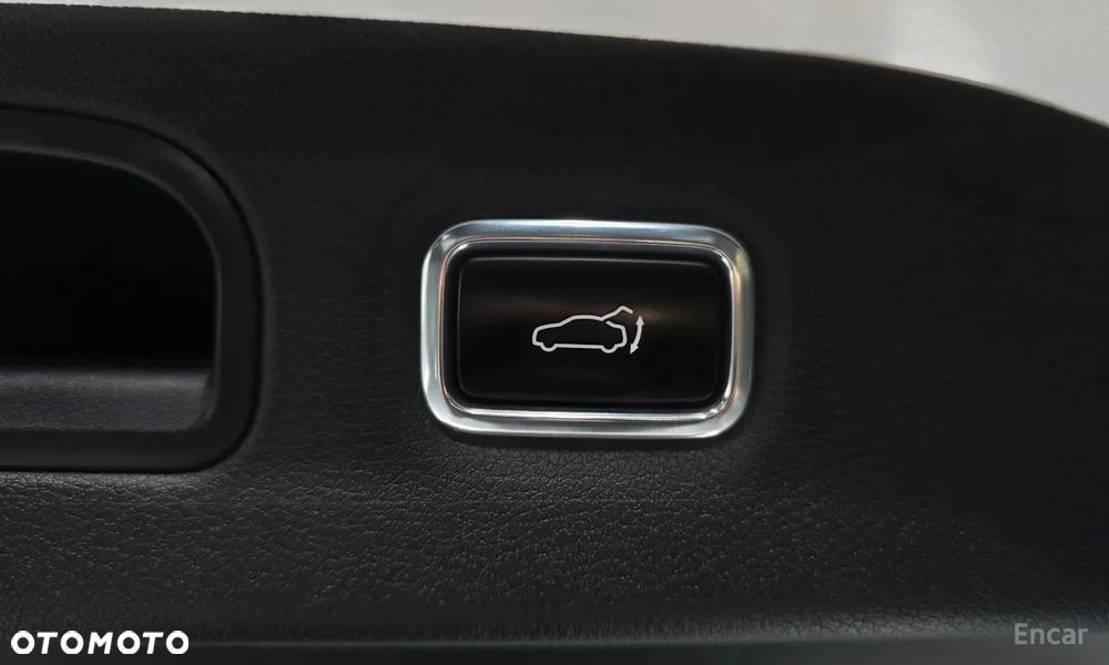 Kia Stinger - 27