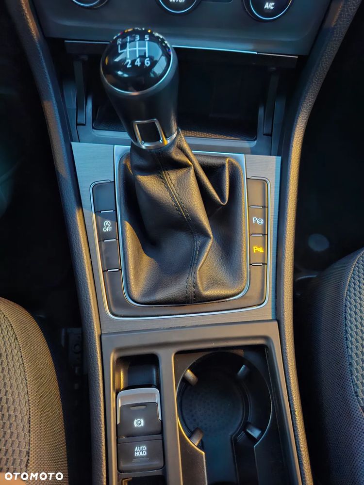 Volkswagen Golf 1.2 TSI BlueMotion Technology MATCH - 15