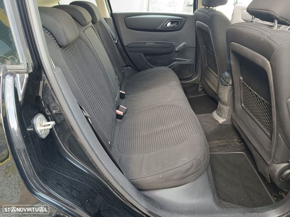 Citroën C4 1.6 HDi Exclusive - 13