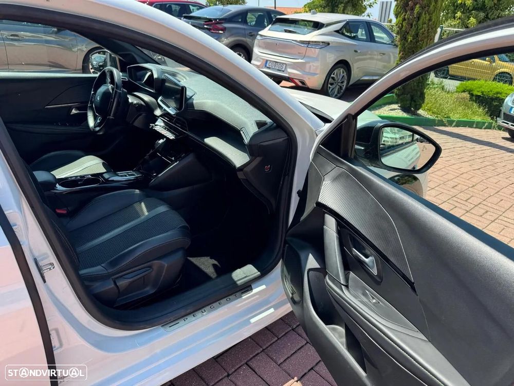 Peugeot e-208 - 7