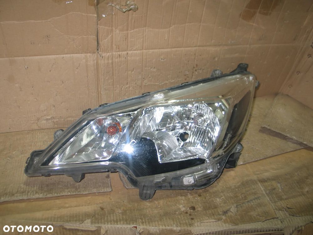 Lampa lewy przod mitsubishi space star spacestar 2 II lift 19-24r. europa - 1