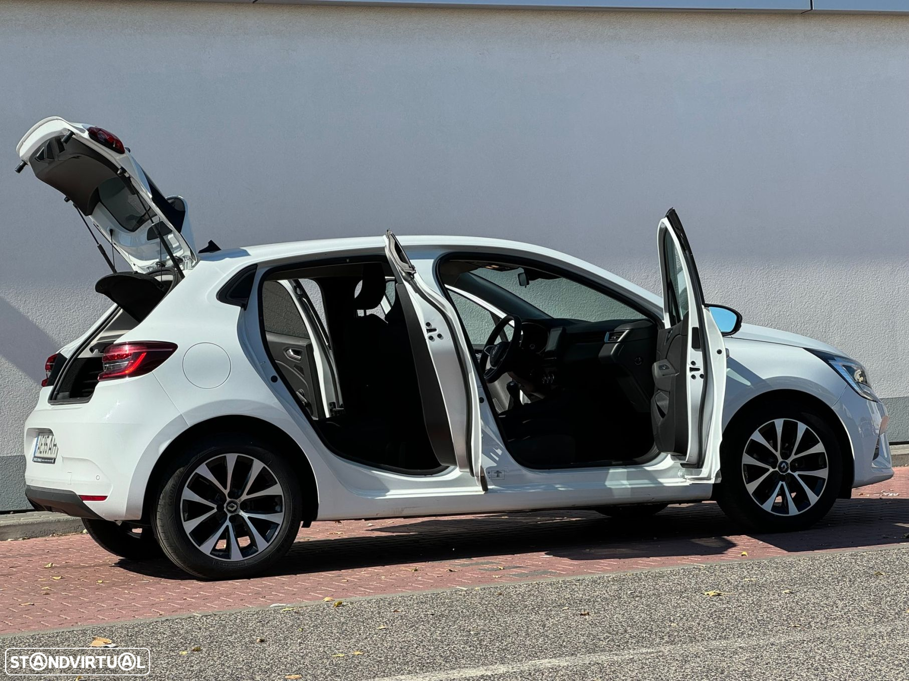 Renault Clio 1.0 TCe Limited Bi-Fuel - 34