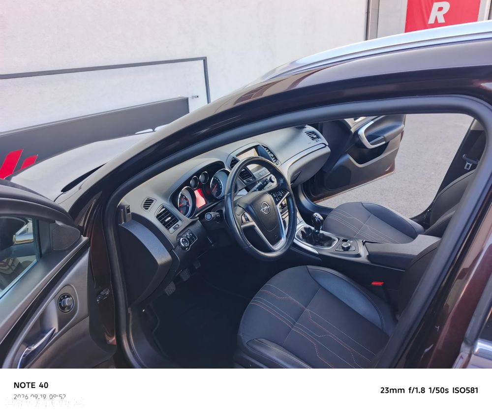 Opel Insignia 1.8 Executive - 34