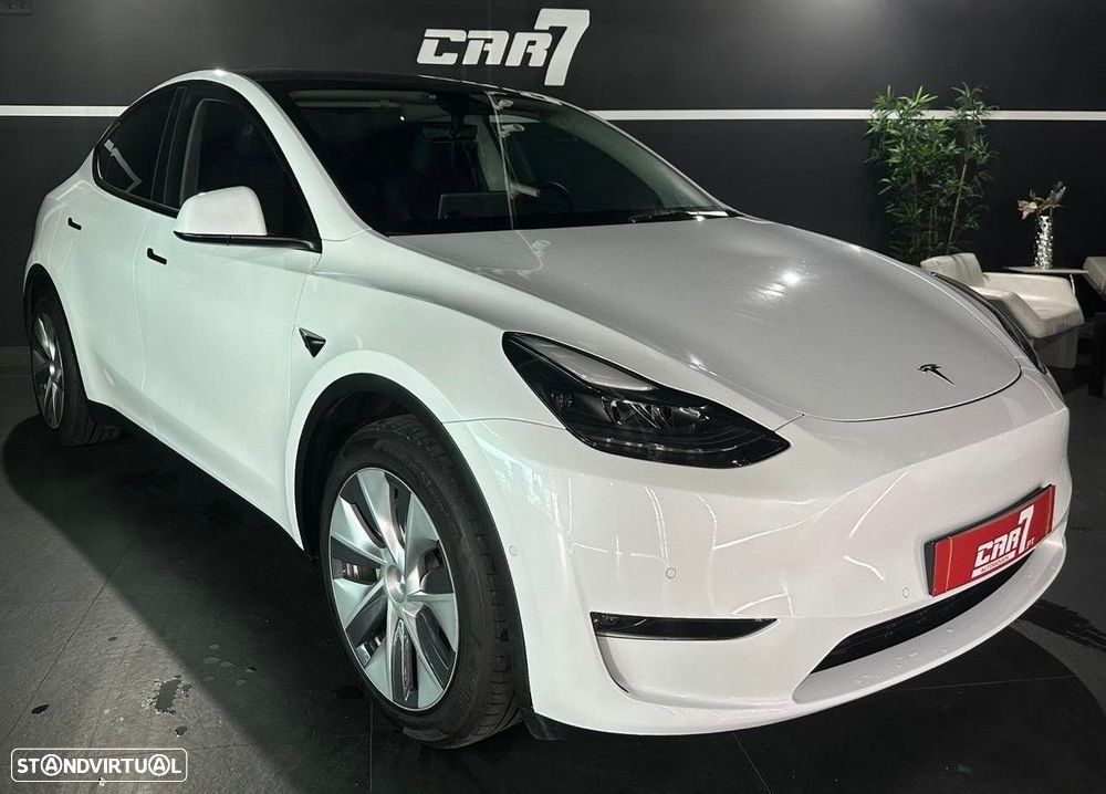 Tesla Model Y Long Range Dual Motor AWD - 1