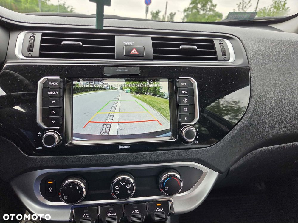 Kia Rio 1.2 M - 7