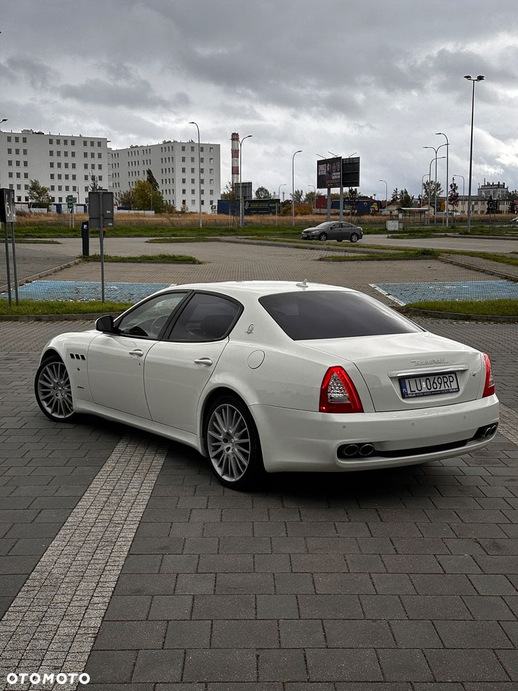 Maserati Quattroporte S - 9
