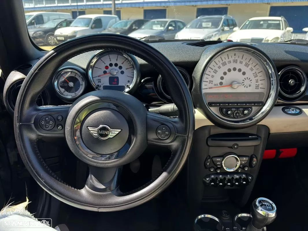 MINI Cabrio Cooper D - 14