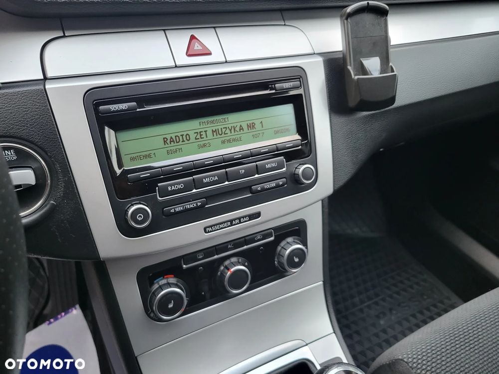 Volkswagen Passat 1.8 TSI Comfortline - 21