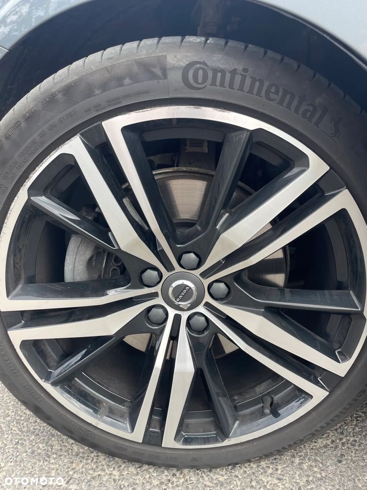 Volvo V60 B4 B R-Design - 16