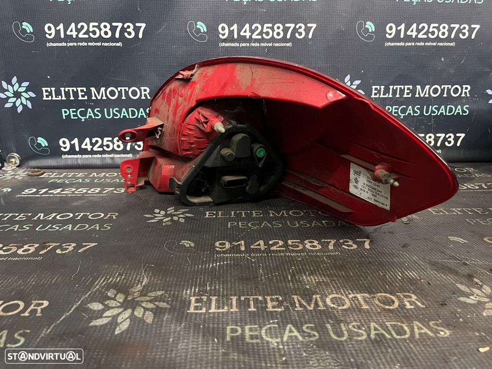 Farolins usados RENAULT CLIO 3 BREAK CARRINHA farolim - 4