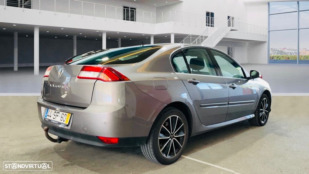 Renault Laguna 1.5 dCi Black Line - 17