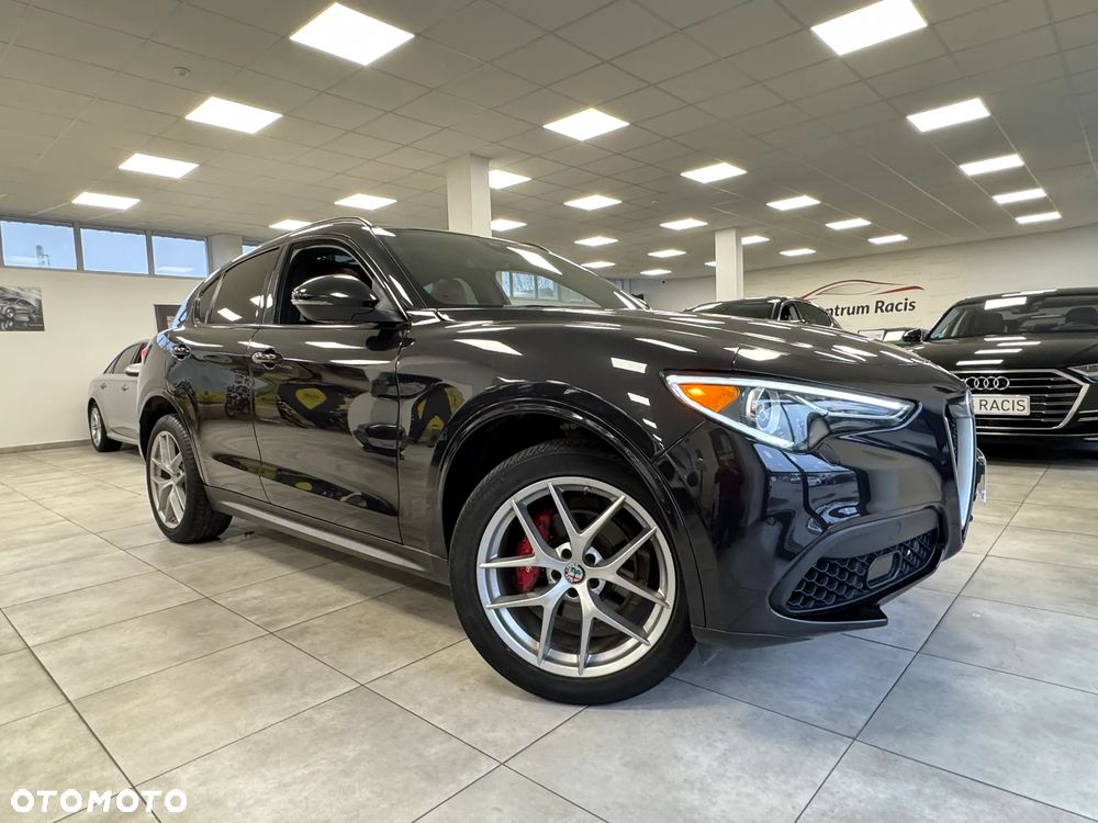 Alfa Romeo Stelvio 2.0 Turbo 16V AT8-Q4 Executive - 26