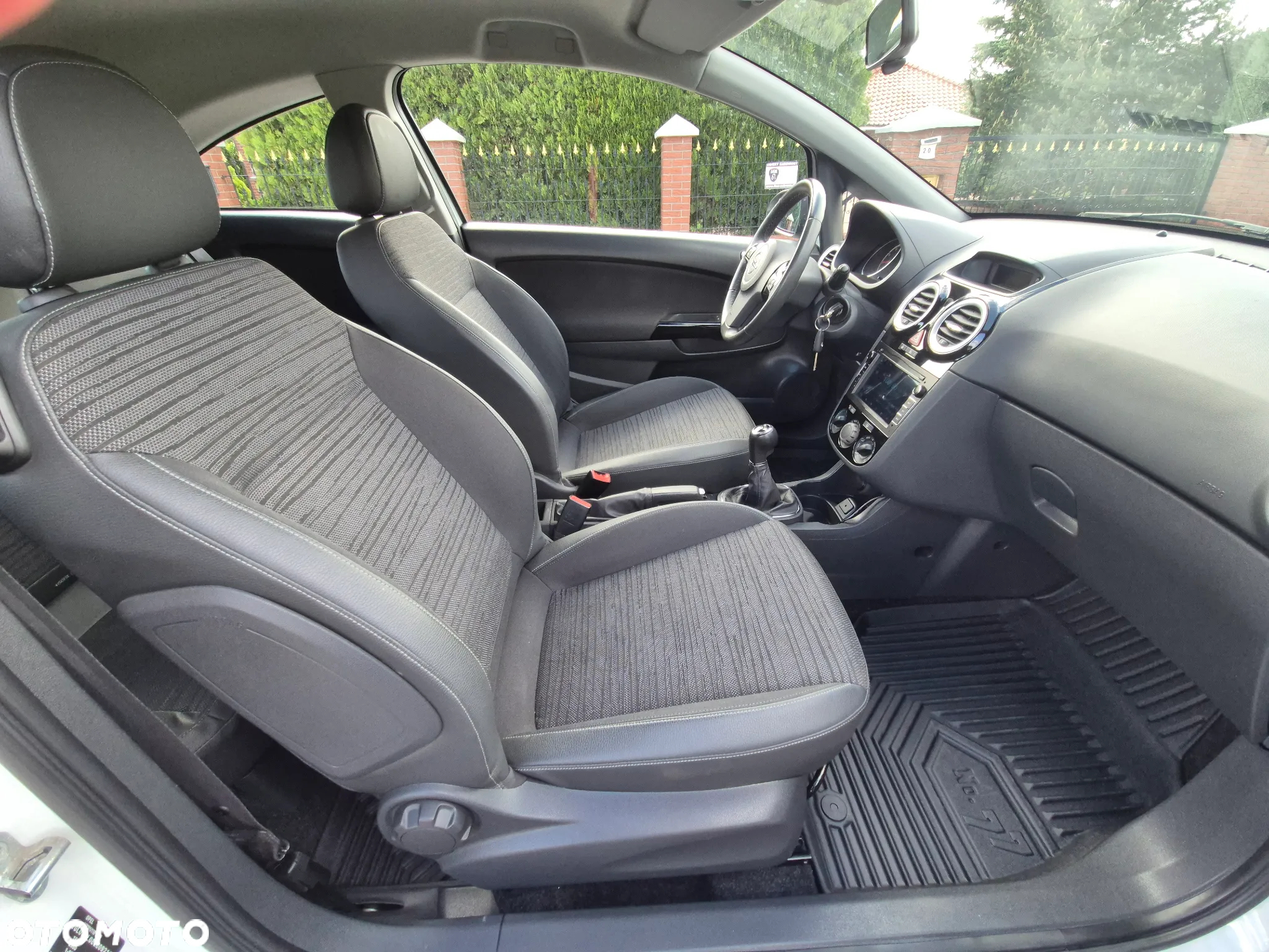 Opel Corsa 1.4 16V Navi - 10
