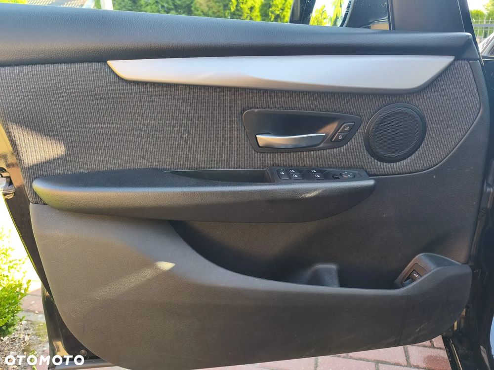 BMW Seria 2 218d Advantage - 10
