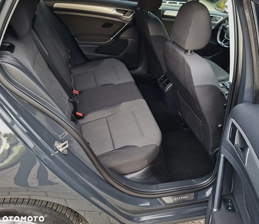 Volkswagen Golf 2.0 BlueTDI Comfortline - 22