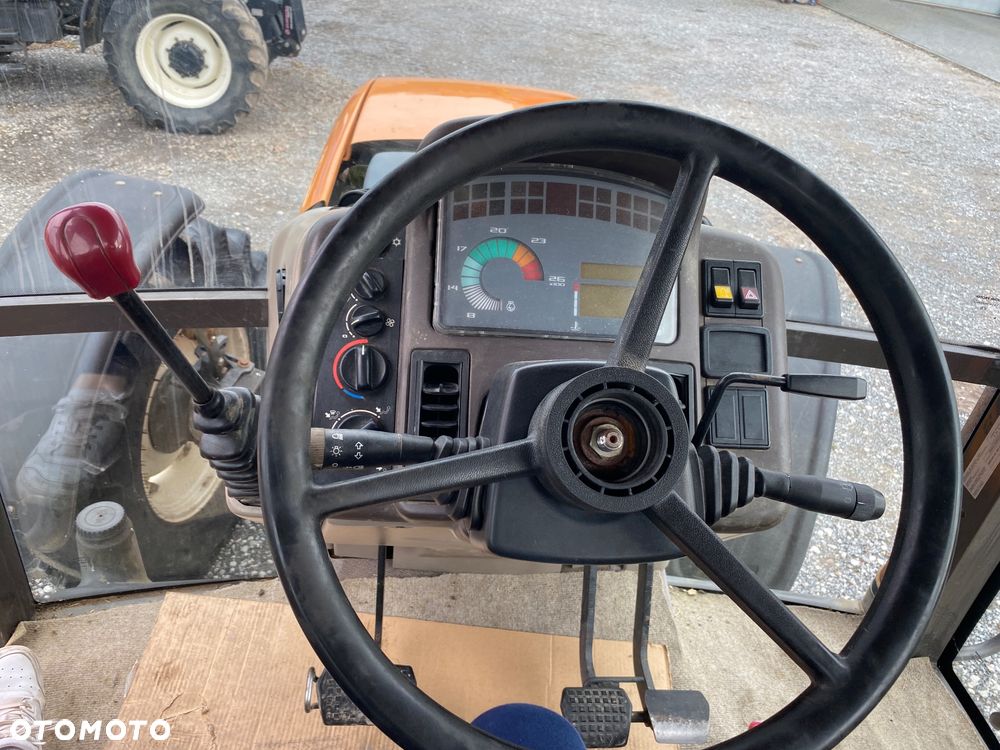 Renault Ares 610RZ - 3