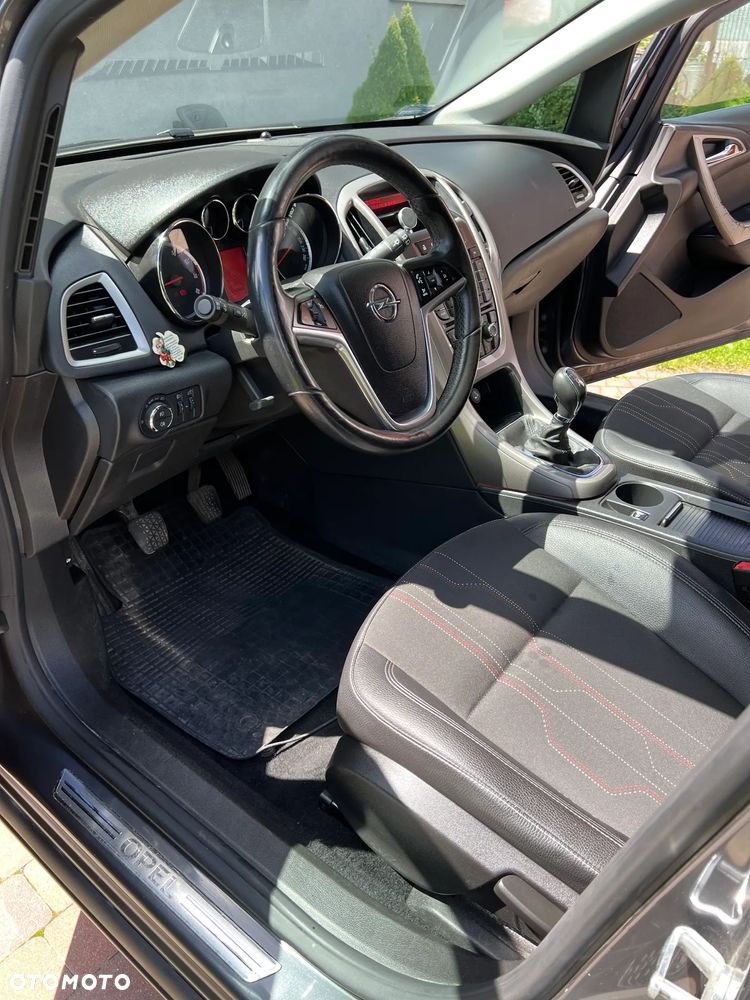 Opel Astra 1.4 T Edition 150 - 6