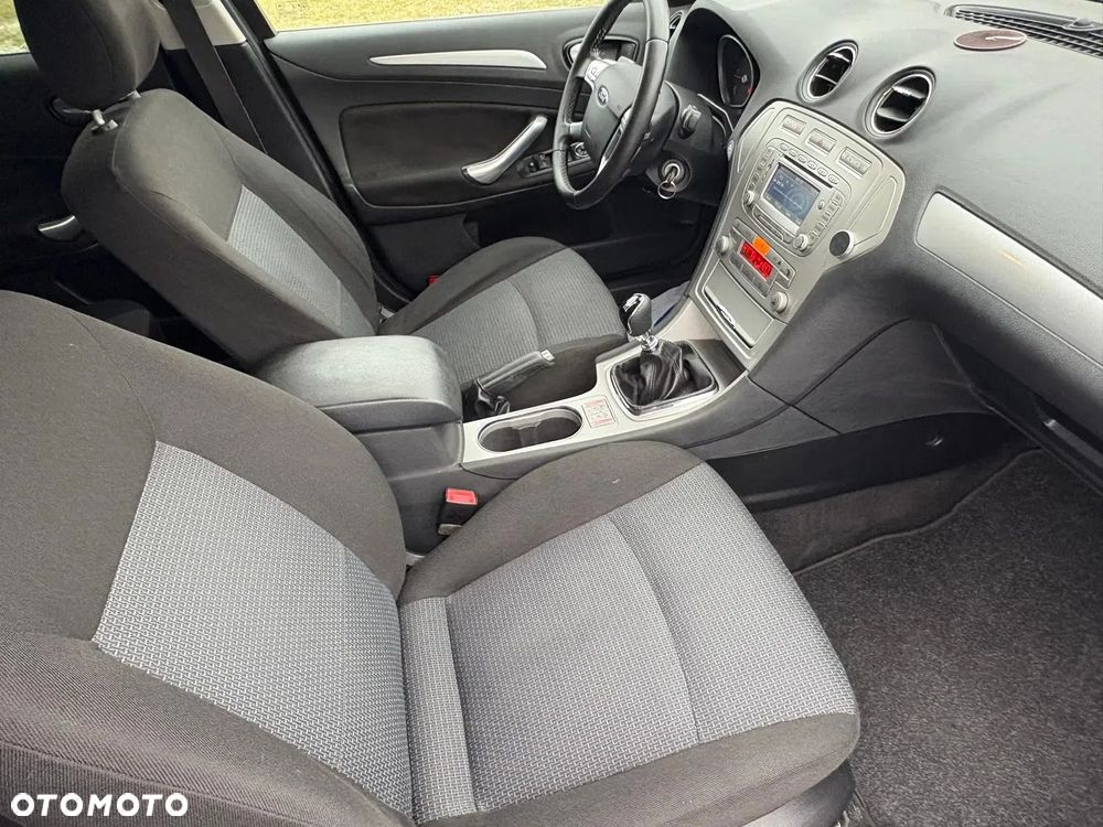 Ford Mondeo 2.0 TDCi Titanium S - 13