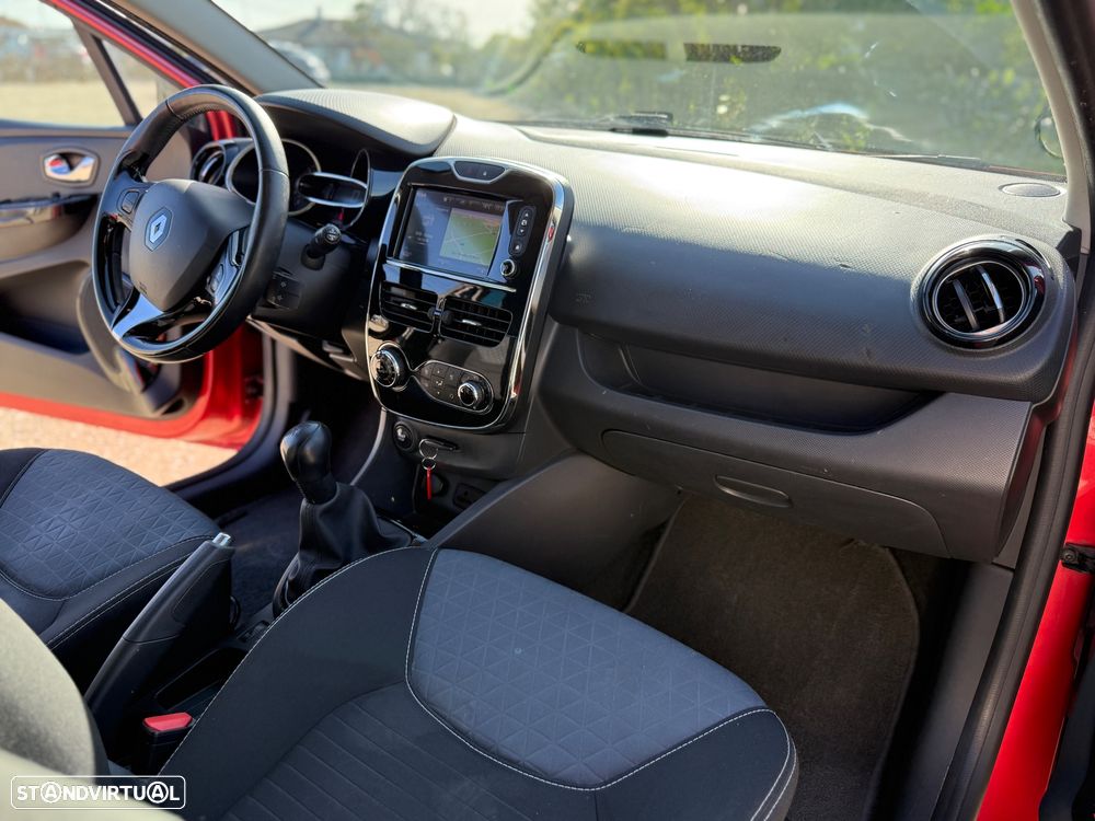 Renault Clio Sport Tourer Energy dCi 90 Start & Stop Dynamique - 14