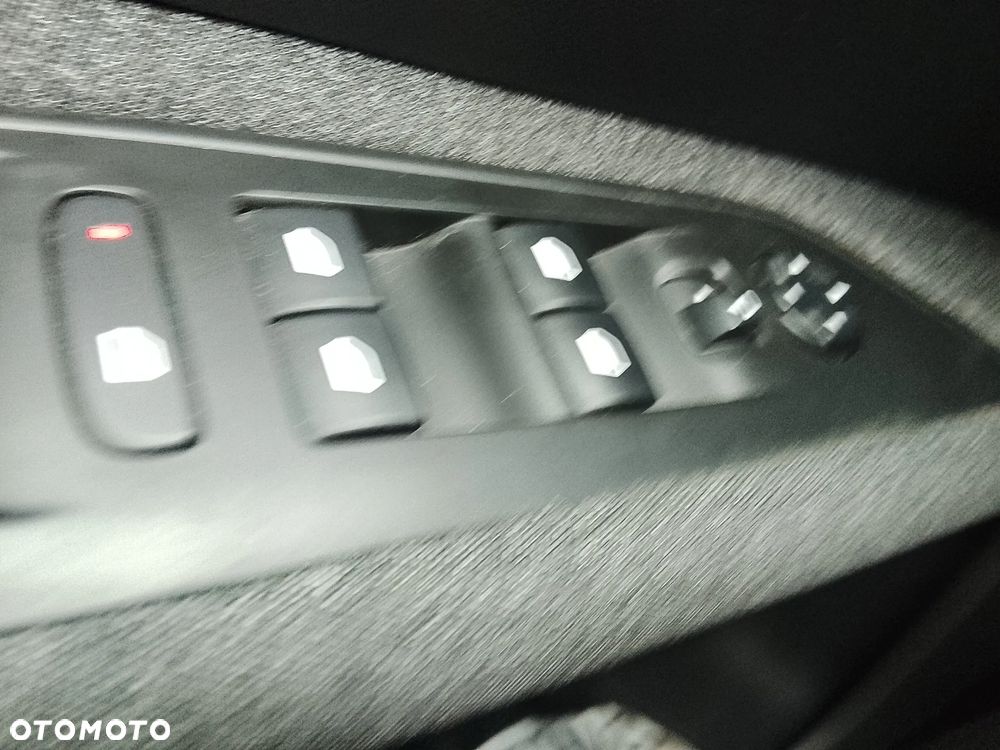 Peugeot 3008 1.2 PureTech GT S&S - 29