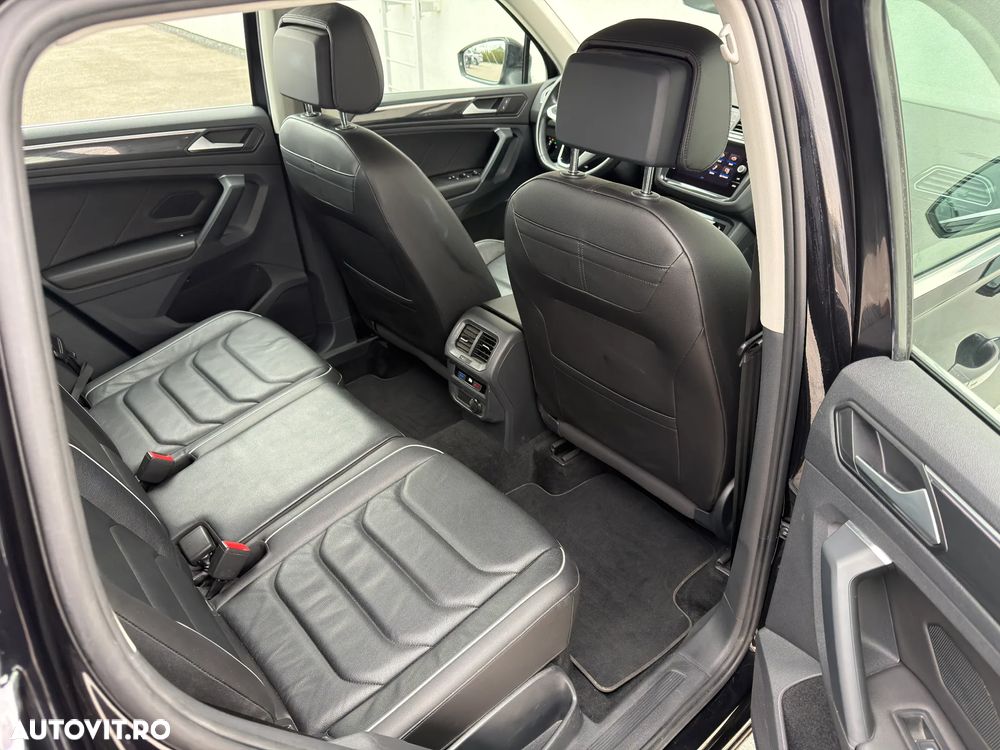Volkswagen Tiguan 2.0 TDI SCR 4MOTION DSG Elegance - 29