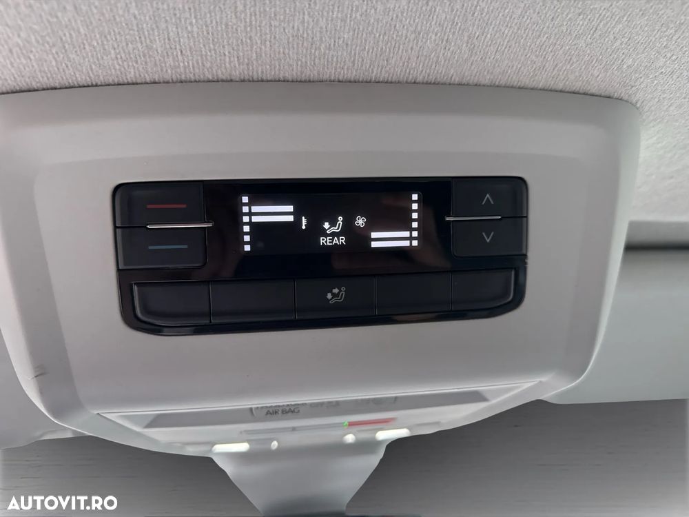 Volkswagen Transporter 2.0 110 kW KR 4M DSG - 23