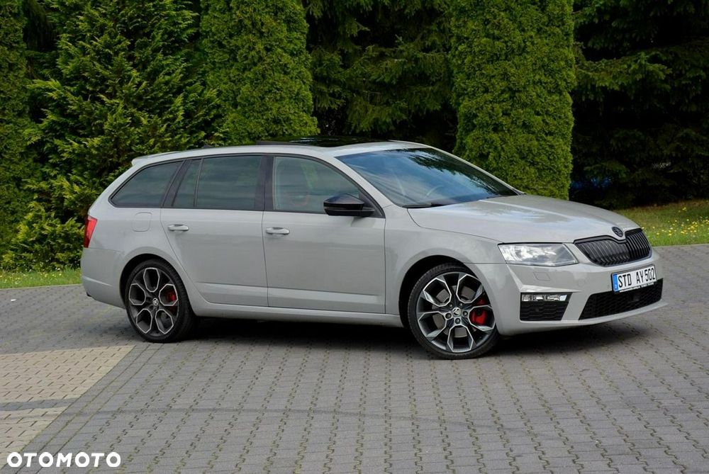 Skoda Octavia 2.0 TSI RS 230 DSG - 10