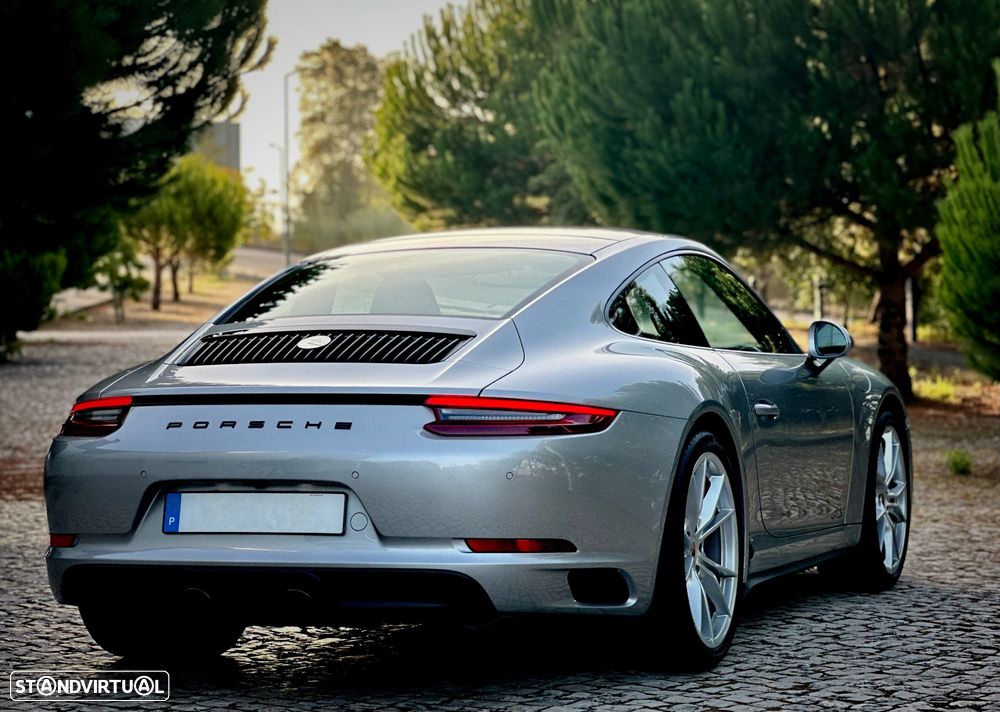 Porsche 911 (991) Carrera GTS - 3