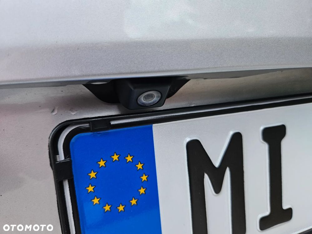 Toyota Verso S 1.33 VVT-i Multidrive Club - 10