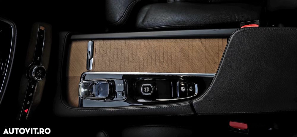 Volvo XC 90 Recharge T8 eAWD Inscription - 13