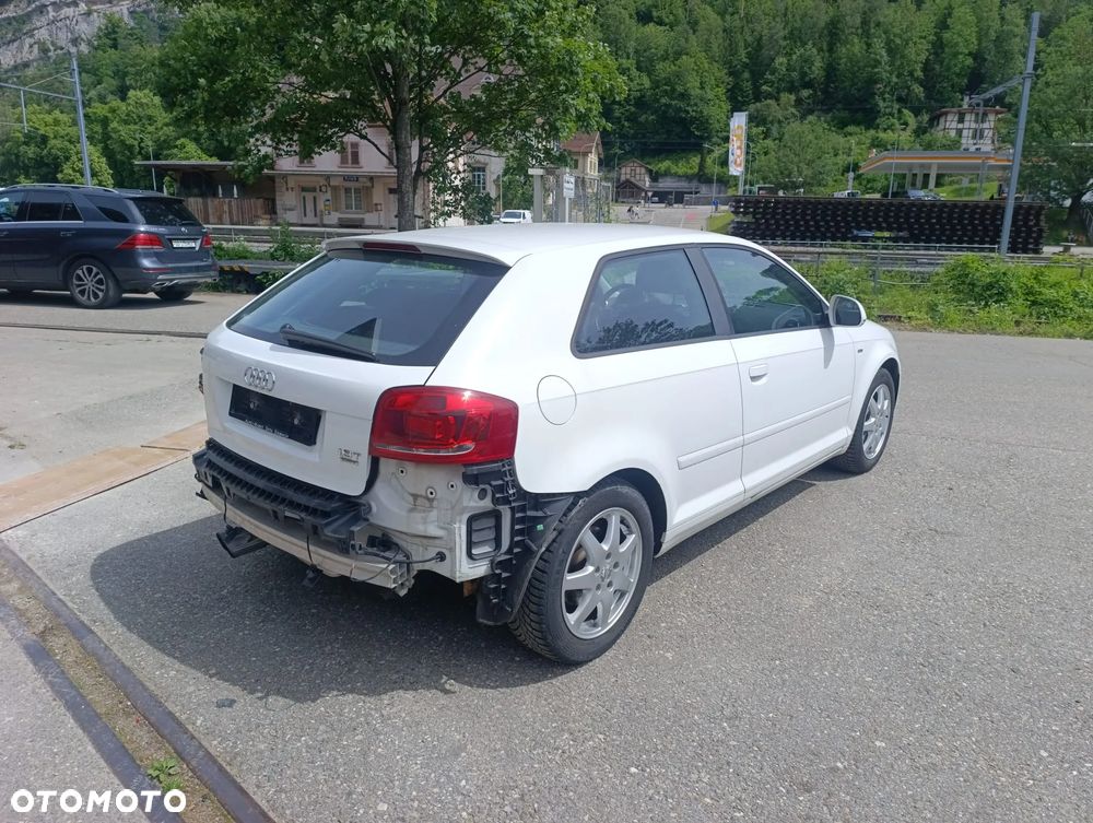 Audi A3 Sportback 1.8 TFSI quattro S line Sportpaket - 6