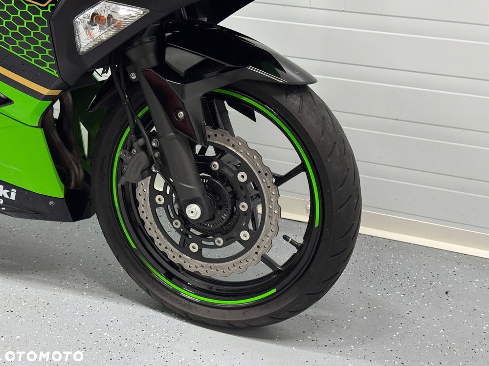 Kawasaki Ninja - 13