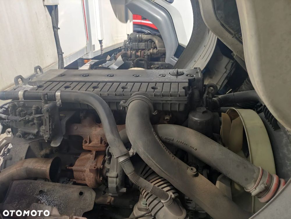 MERCEDES ATEGO SILNIK OM906 EURO 5 BLUETEC 5 - 2