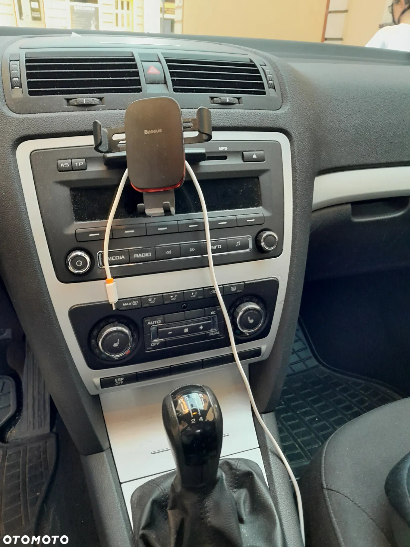 Skoda Octavia 1.6 - 14
