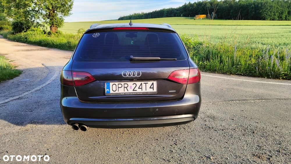 Audi A4 Avant 2.0 TDI Quattro S tronic - 5
