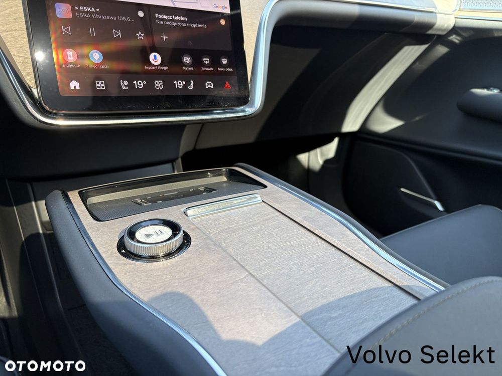 Volvo EX90 - 15