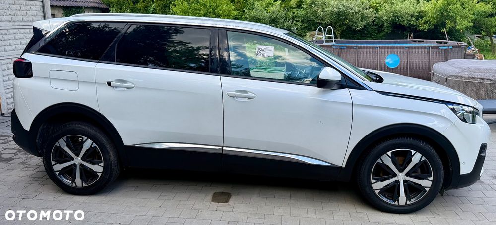 Peugeot 5008 PureTech 130 EAT8 Stop & Start Allure Pack - 1