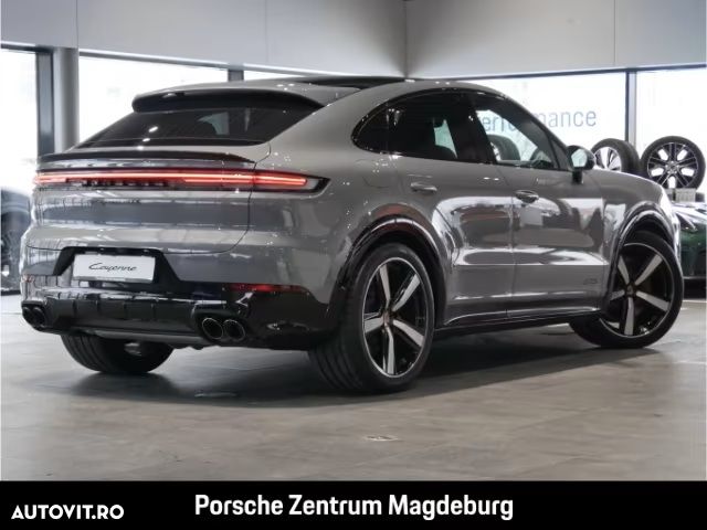 Porsche Cayenne Coupe GTS - 7