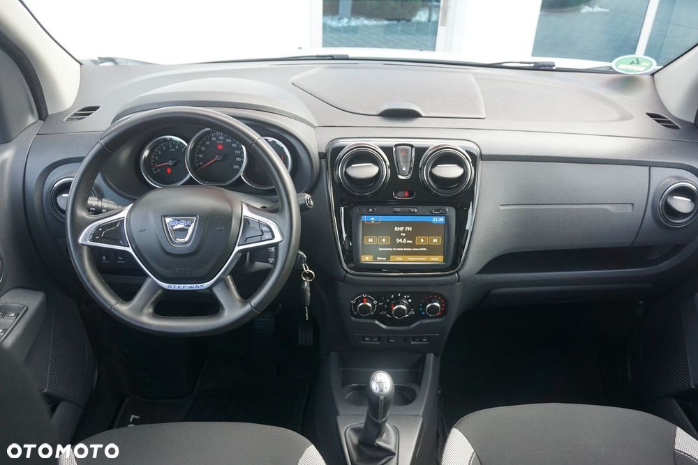 Dacia Lodgy 1.6 SCe Stepway S&S - 15