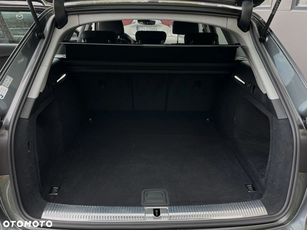 Audi A4 Avant 40 TFSI quattro S tronic S line - 39