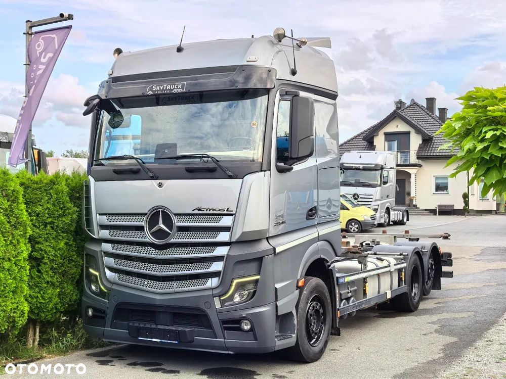 Mercedes-Benz Actros 2545 // Lusterka // BigSpace // Rozstaw 4600mm // Standard // MP5 // - 2