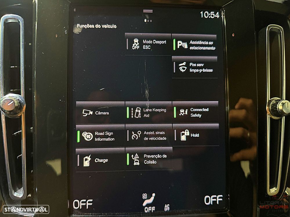 Volvo XC 40 1.5 T5 PHEV Momentum Plus - 33