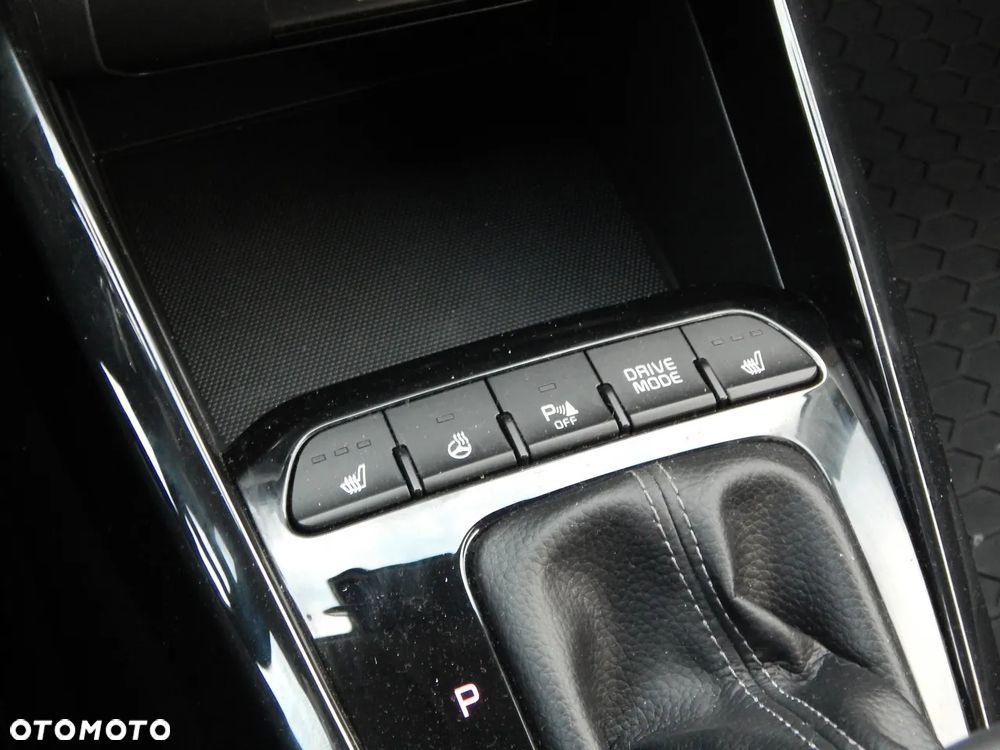 Kia Stonic 1.0 T-GDI L DCT - 16