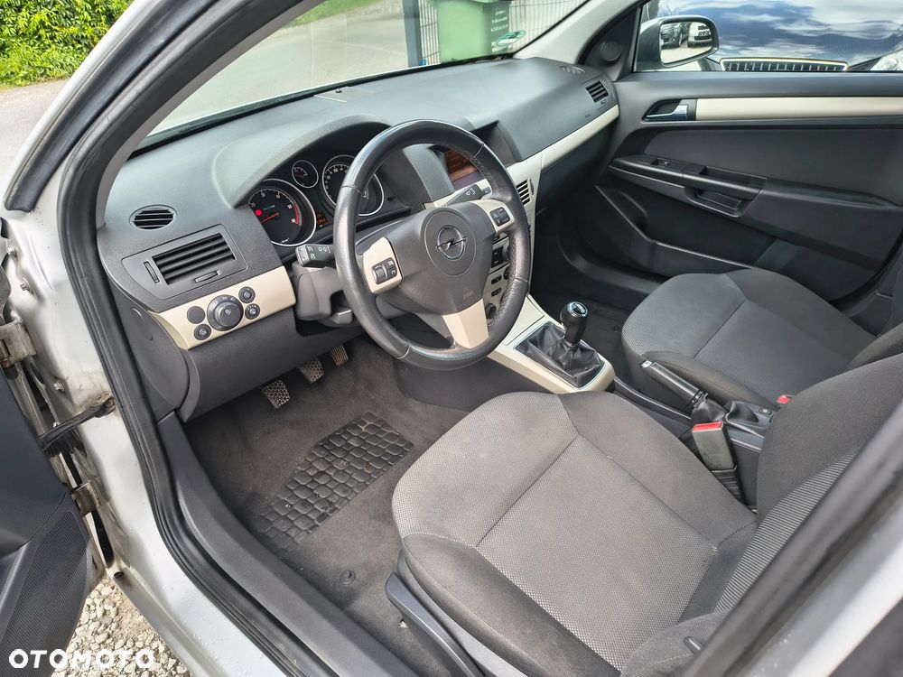 Opel Astra 1.7 CDTI DPF Selection - 15