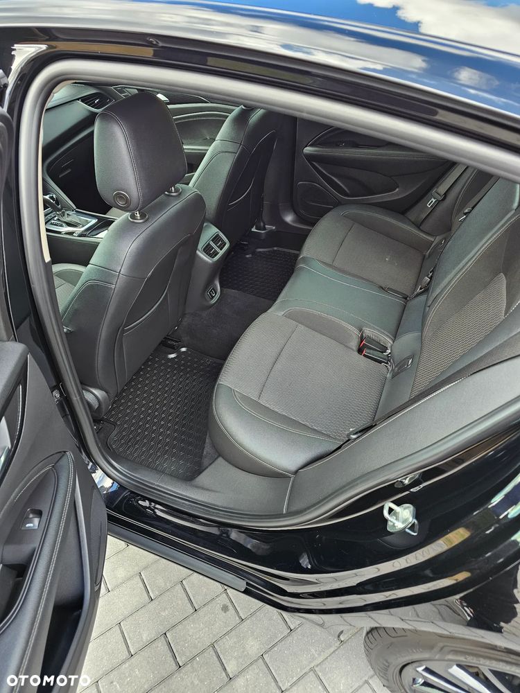 Opel Insignia - 7