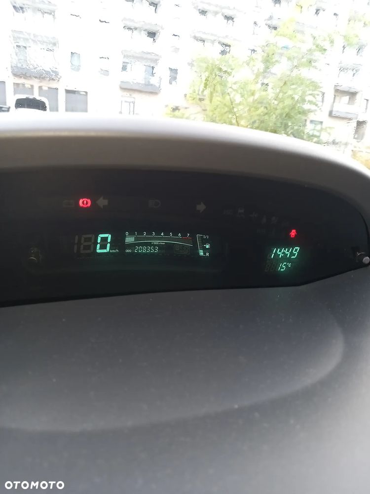 Toyota Yaris 1.0 Terra - 19