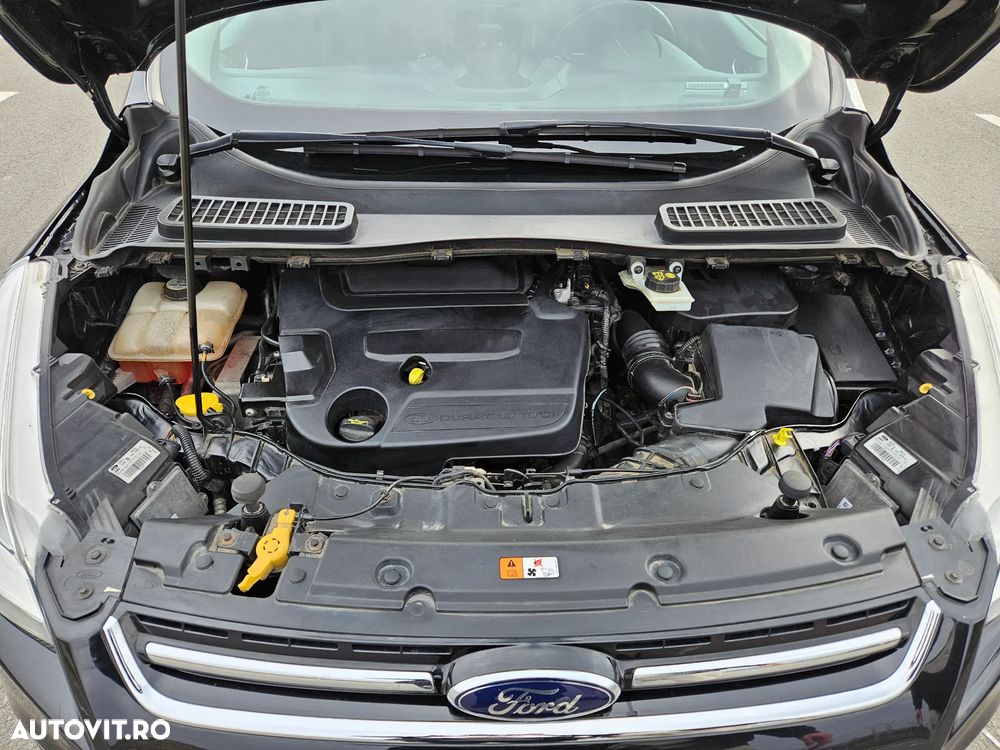 Ford Kuga 2.0 TDCi Powershift 4WD Titanium - 26