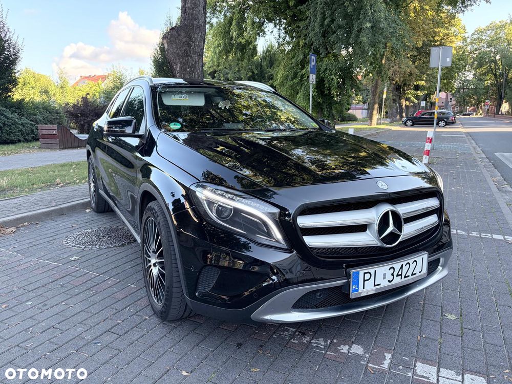 Mercedes-Benz GLA - 5