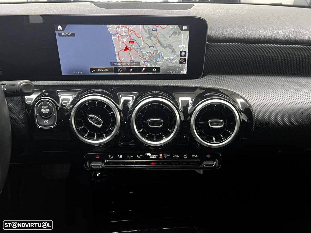 Mercedes-Benz A 180 d 7G-DCT - 13